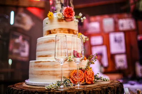 Wedding cake and champagne